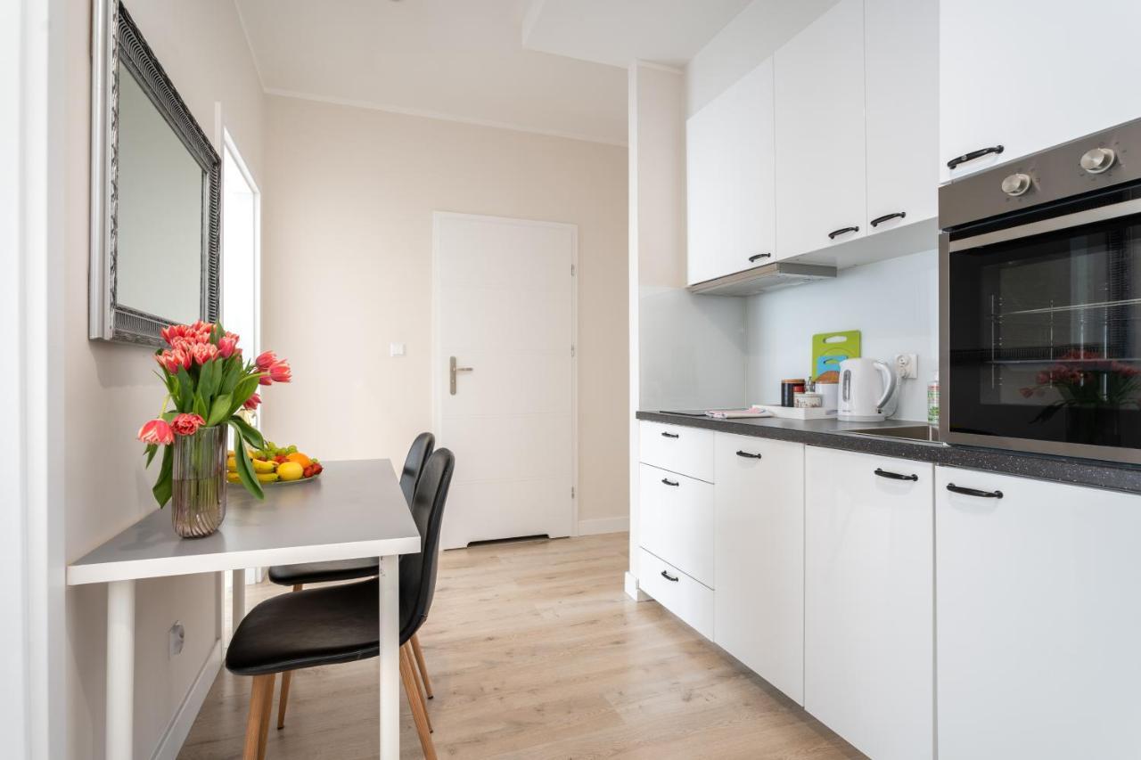Apartamenty Prohibicja กดัญสก์ ภายนอก รูปภาพ