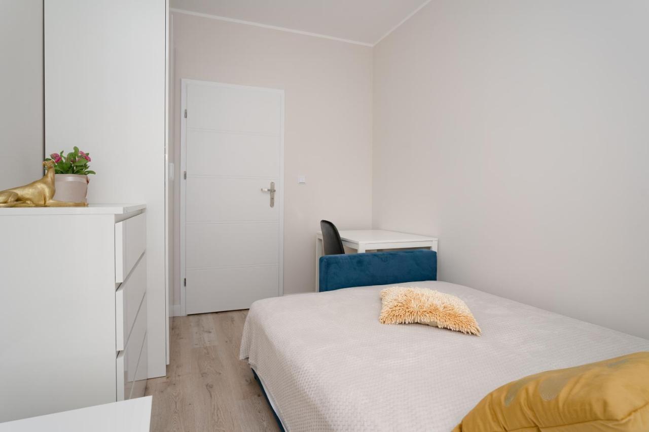 Apartamenty Prohibicja กดัญสก์ ภายนอก รูปภาพ