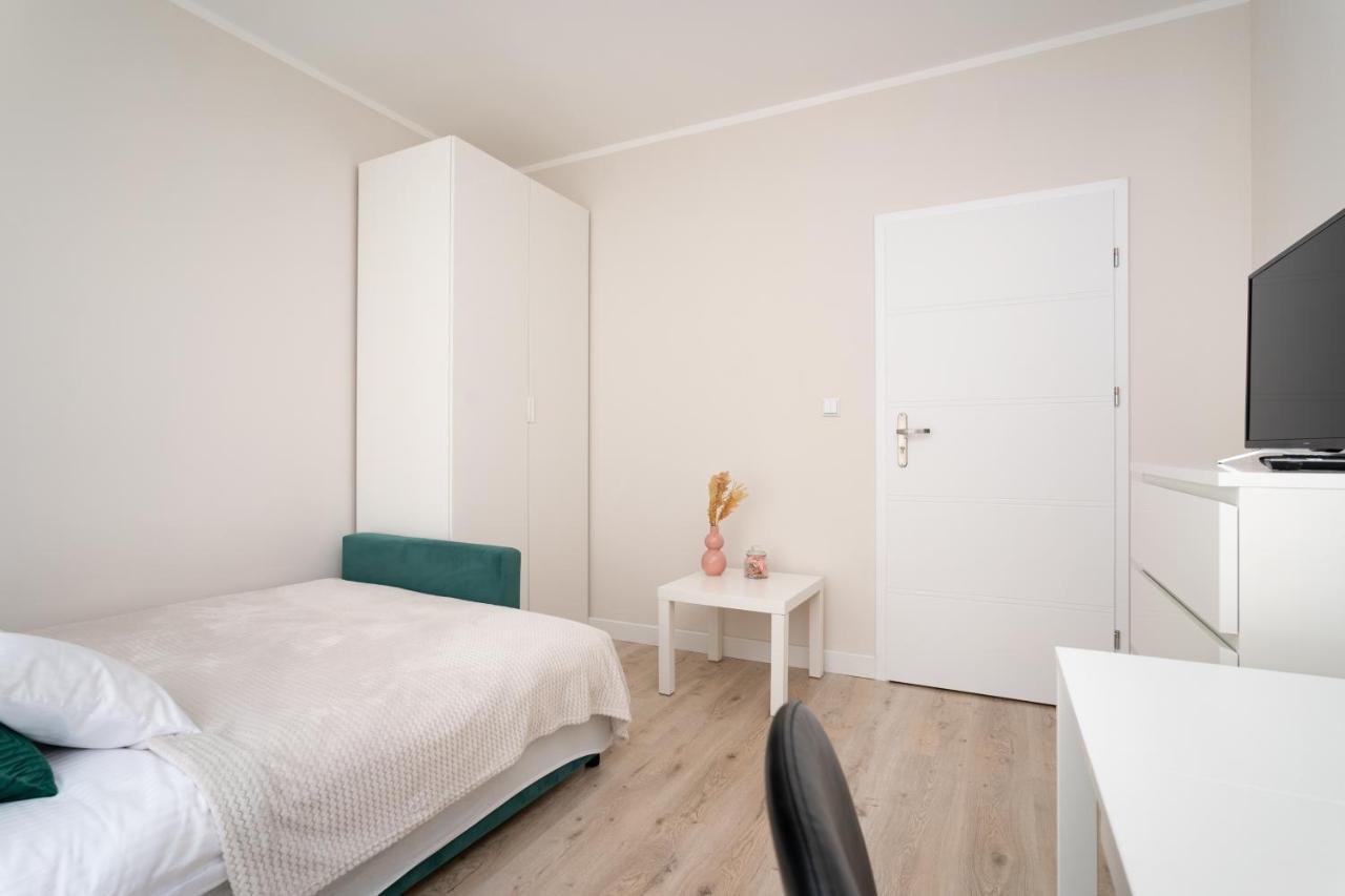 Apartamenty Prohibicja กดัญสก์ ภายนอก รูปภาพ